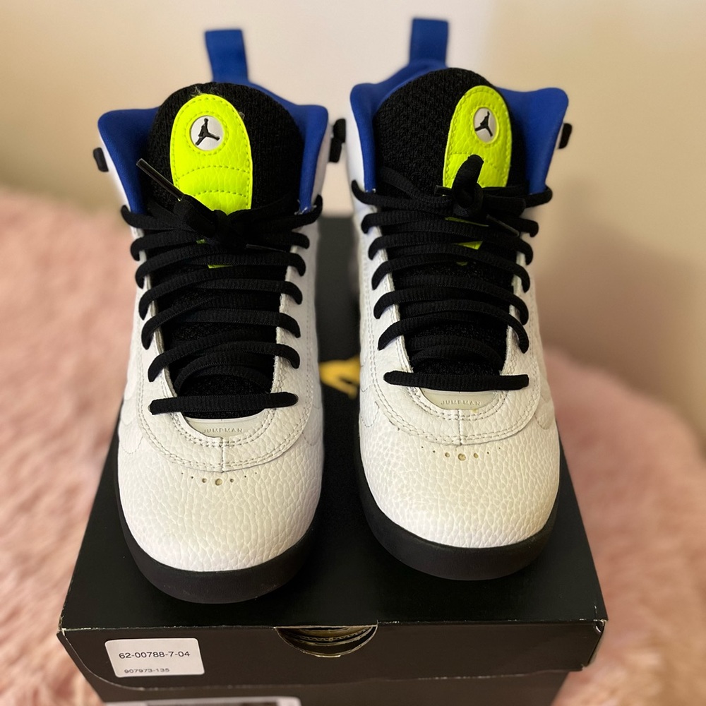 Jordan Jumpman - Picture 2 of 3